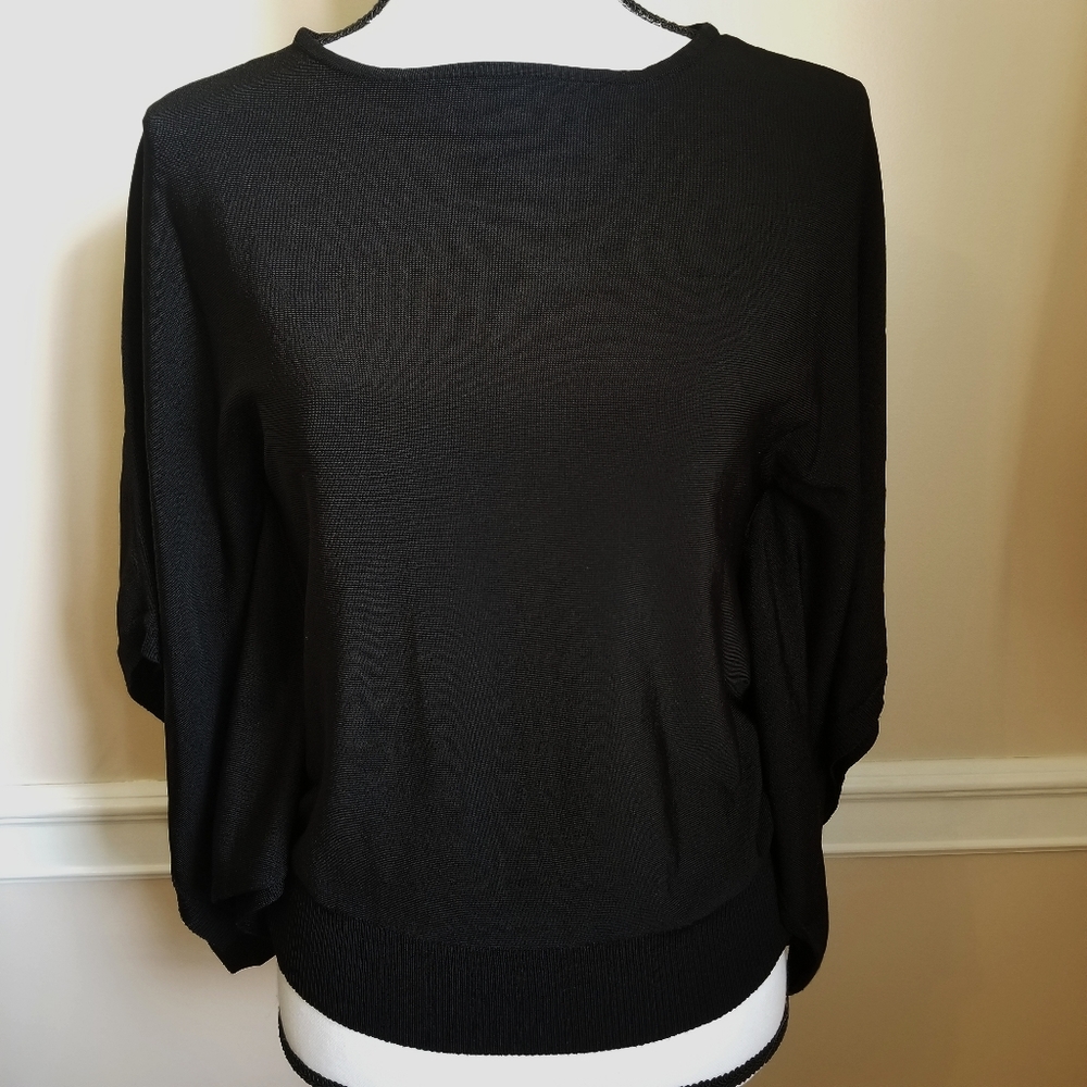 GUC Ann Taylor LOFT black top sz S